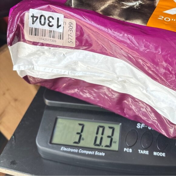 Inspire Pet Care Disposable Diapers For Female Dogs XL 28 Ct 20"-37" Waist - Picture 5 of 5